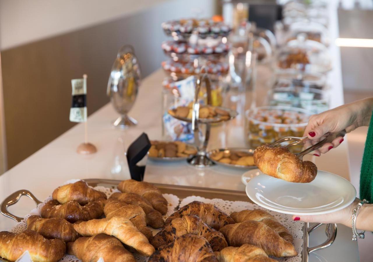 Boiardo Hotel Скандиано Екстериор снимка