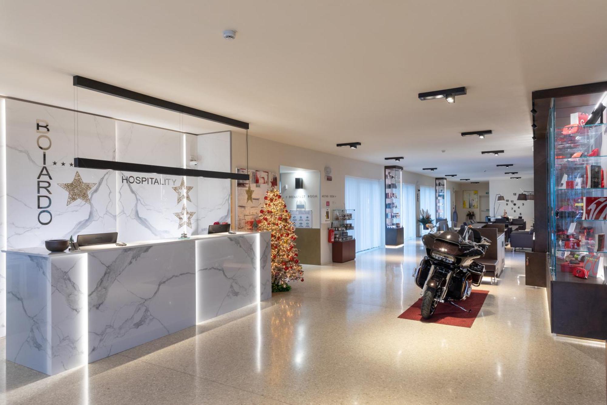 Boiardo Hotel Скандиано Екстериор снимка