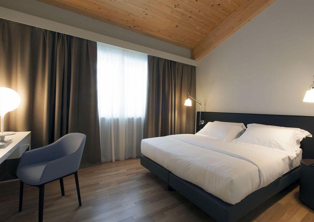 Boiardo Hotel Скандиано Екстериор снимка
